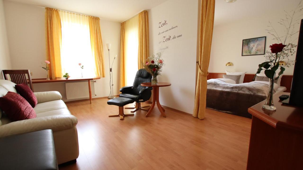 Hotel Kurparkblick Bad Bergzabern Ngoại thất bức ảnh